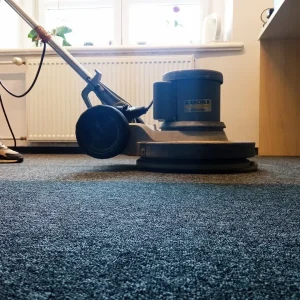 czyszczenie wykładziny dywanowej w biurze Trójmiasto Euro Glance